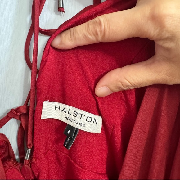Halston Heritage Elegant Red Plunge Neckline Dress in Size 4 - Picture 5 of 16